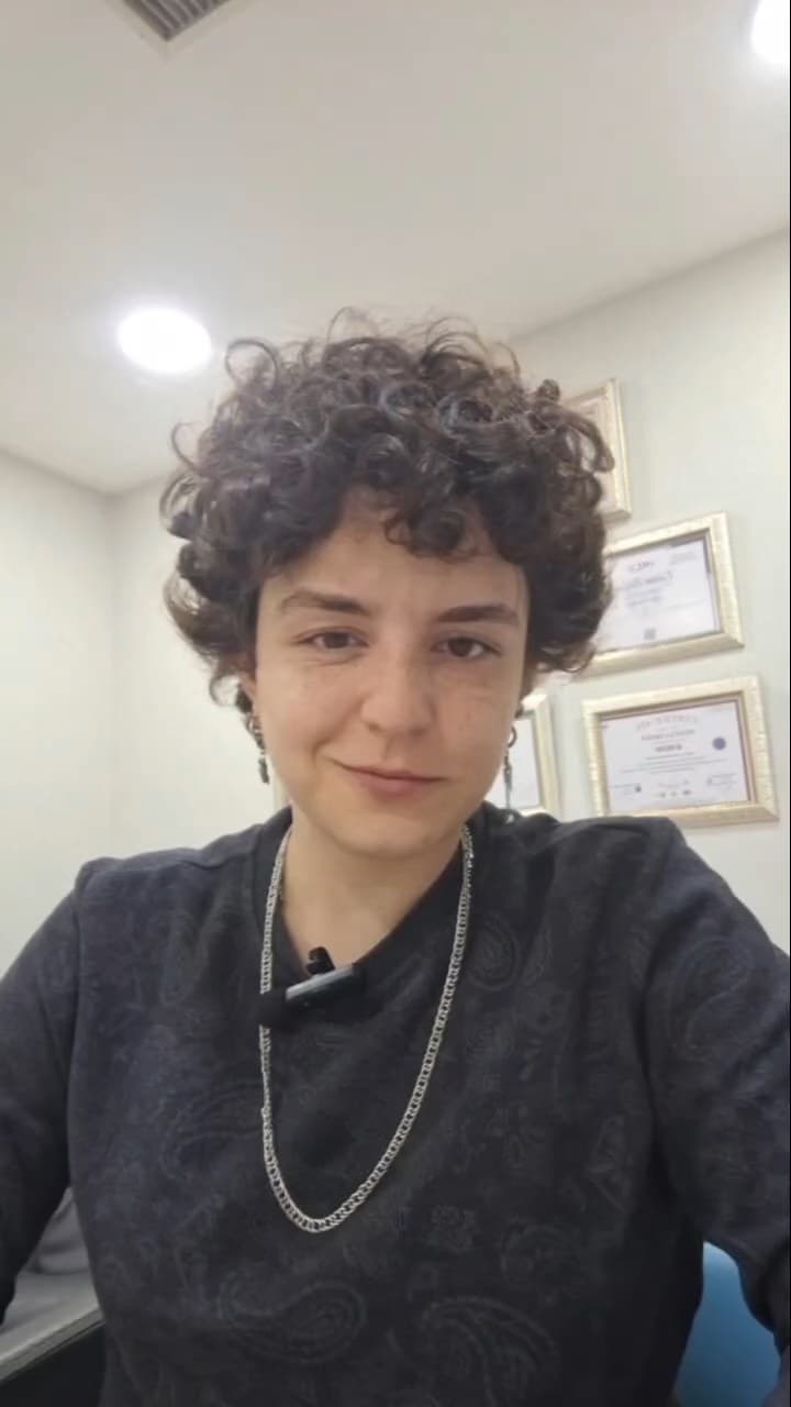 Yalnızken ne anlamı var.
